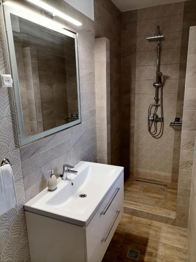 Jazmin Vendeghaz Villa Sovata Buitenkant foto